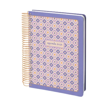 Agenda 2025 espiral día página 'Perissa' LIDERPAPEL - Agenda año 2025, encuadernación espiral metálica de color de la agenda, 1 día por página, papel 80 gramos, varios colores y tamaños disponibles